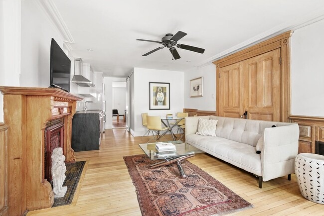 Foto del edificio - 1BR Stuyvesant Heights Garden Oasis with I...