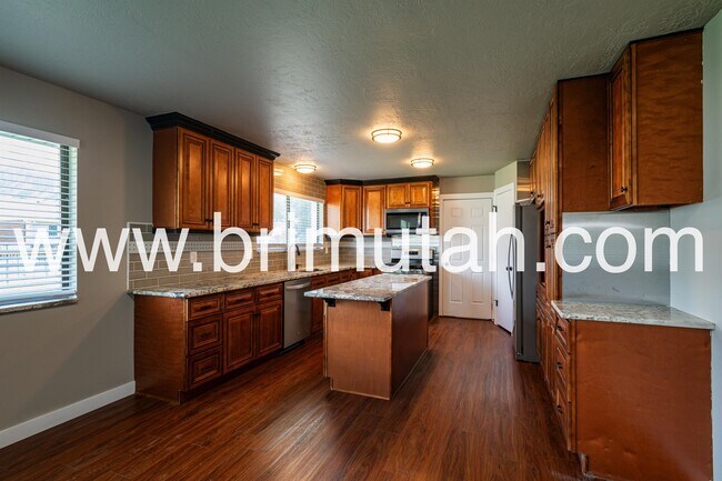 Foto del edificio - 9227 Lexann Cir