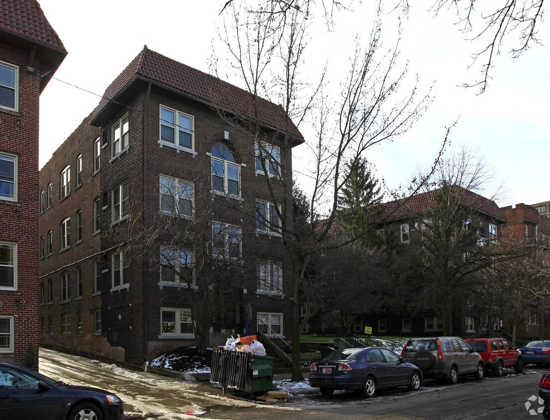 Foto del edificio - 2742-2750 Hampshire Rd