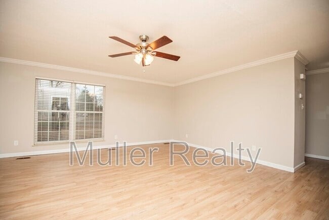 Photo - 11719 S Williamsburg Dr Apartment