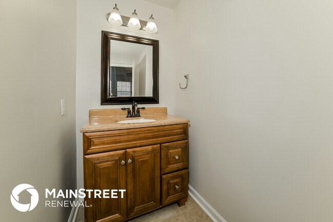Foto del edificio - 5805 Whisper Wood Rd