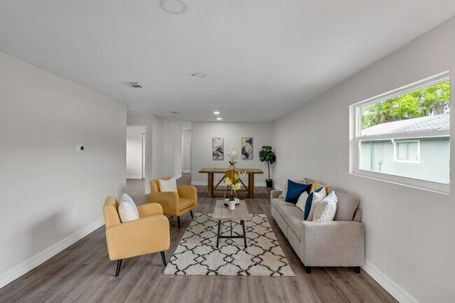 Foto del edificio - 224 Singleton Ave