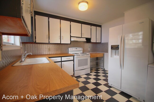 Building Photo - 3 br, 1.5 bath House - 1817 Bivins St.