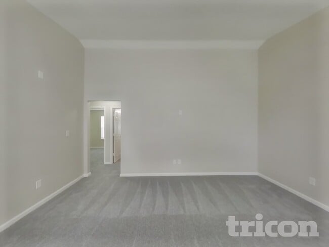 Building Photo - 643 Rocky Meadow Dr