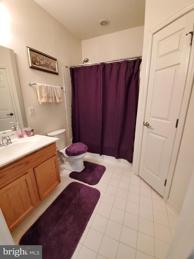 Building Photo - 7559 Stoney Run Dr