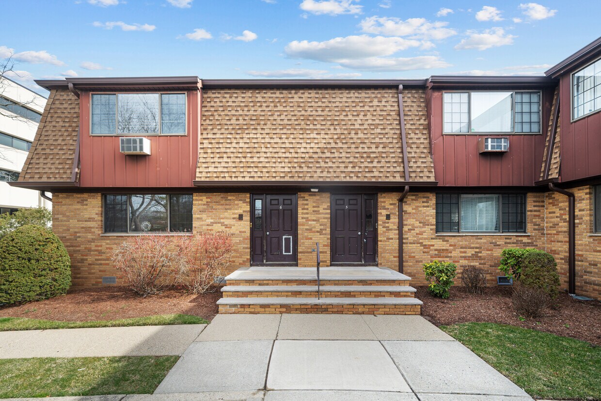 Primary Photo - 148 Allwood Rd