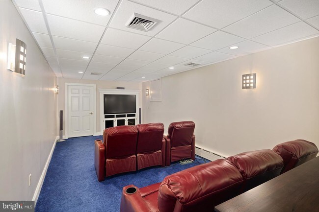 Foto del edificio - 130 Wedgewood Ln