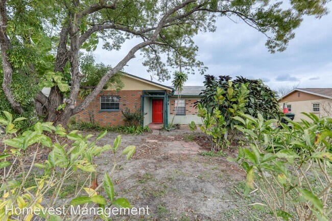 Building Photo - 3 br, 1.5 bath House - 8221 Cyers Lane