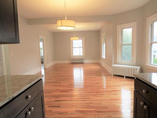 Foto del edificio - 678 Hanover St