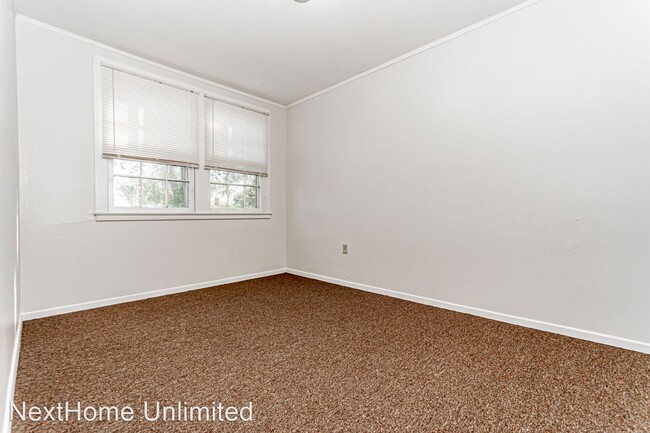 Building Photo - 2 br, 1 bath House - 68 Riley Manor Ct.