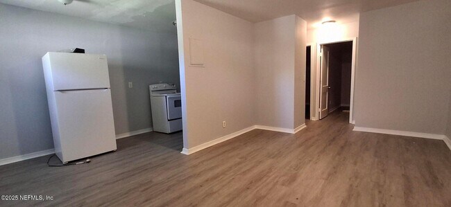 Foto del edificio - 4434 Friden Dr