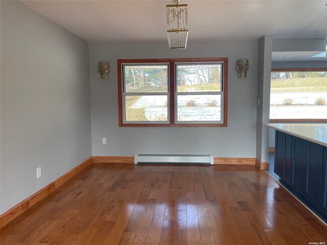 Foto del edificio - 27 Elmwood Ct