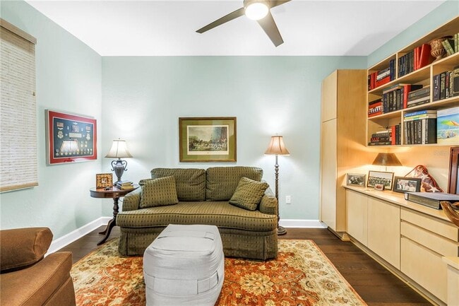 Building Photo - 4801 Osprey Dr S