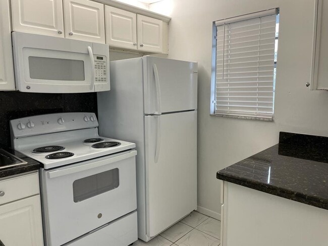 Foto del edificio - 220 SW 9th Ave