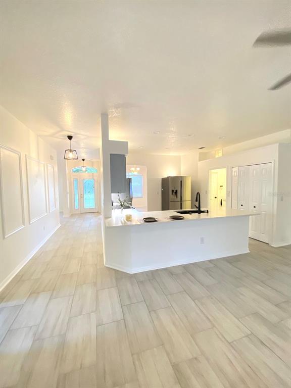 Foto del edificio - 3837 Fallscrest Cir