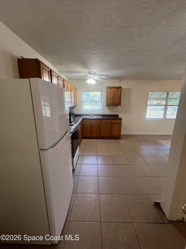 Foto del edificio - 358 Palm Ave