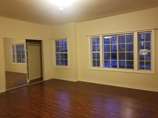 Building Photo - 400 S Rampart Blvd