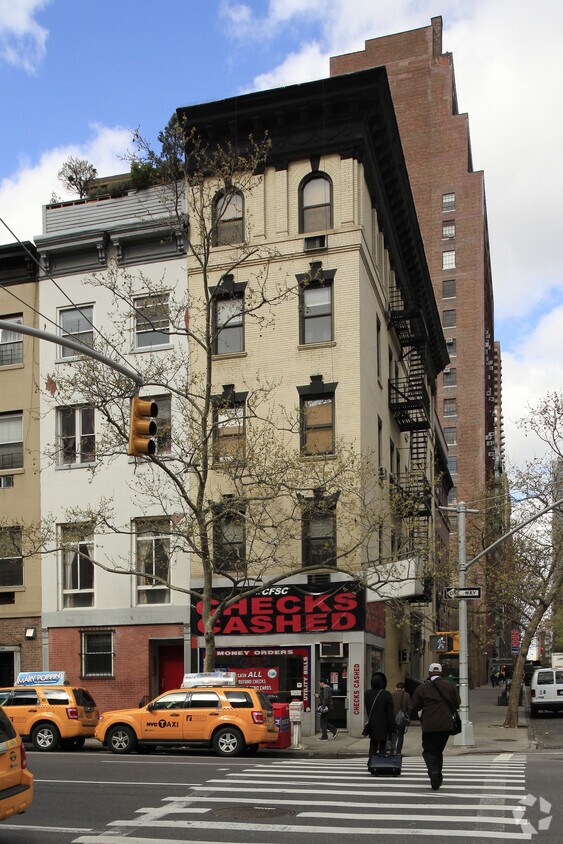Building Photo - 128 E 29th St