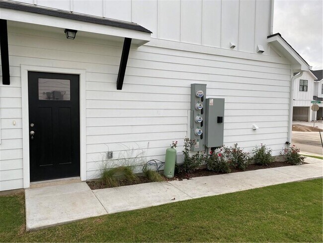 Foto del edificio - 313 Fieldwood Dr