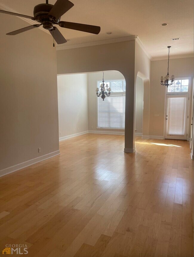 Building Photo - 167 Heron Ct