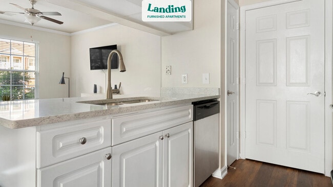 Foto del edificio - 5406 Viewcrest Way