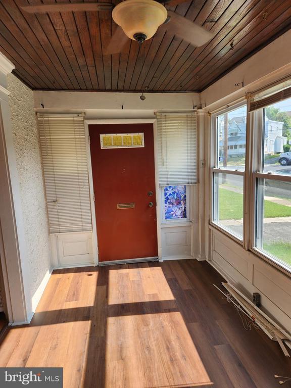 Foto del edificio - 810 Rundale Ave