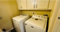 Foto principal - 950 Seven Hills Dr