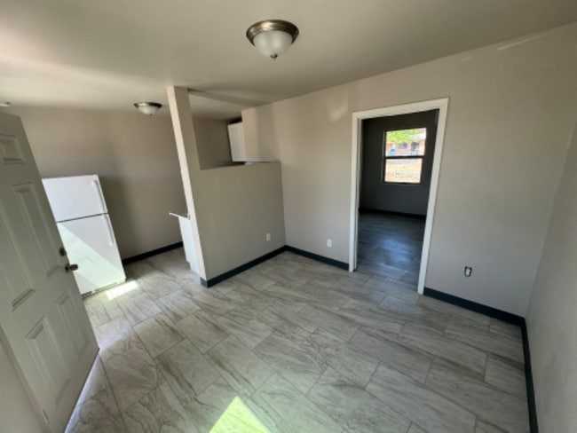 Photo - 301 W 44th St (Tucson, AZ) House