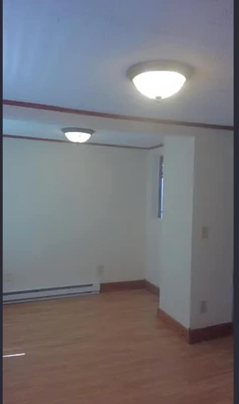 Building Photo - 89 Orient St