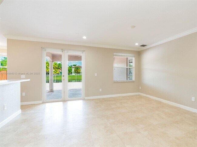 Foto del edificio - 16523 SW 66th St