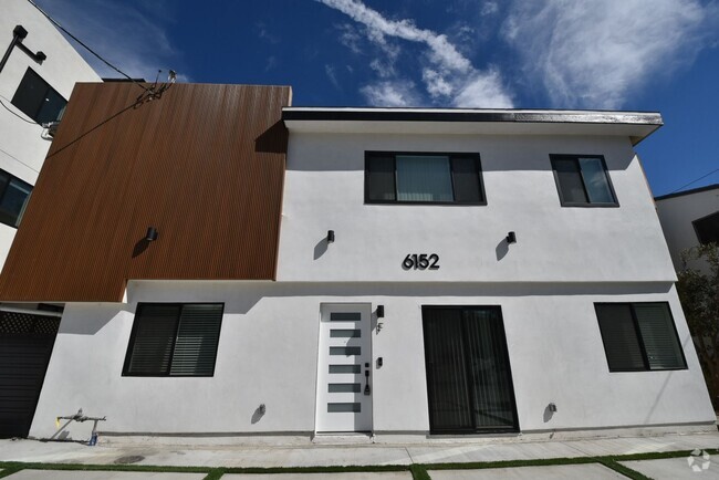 Building Photo - 6152 Woodman Ave