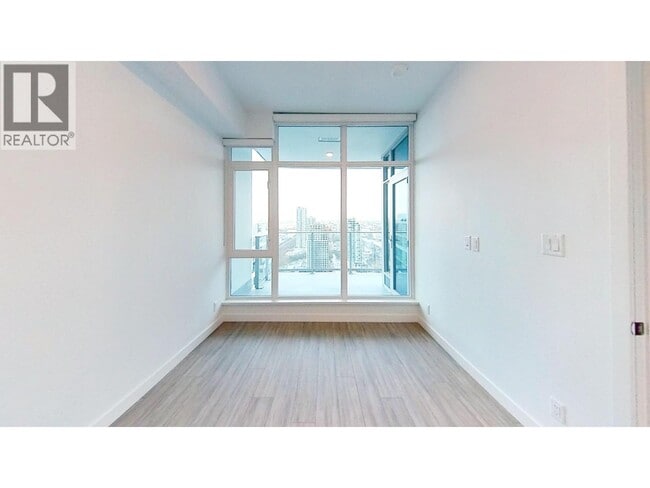 Building Photo - 2311 Beta Ave