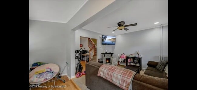 Building Photo - 1727 Monroe Ave