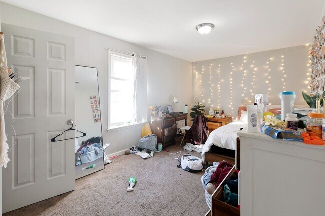 Foto del edificio - 1628 Willington St