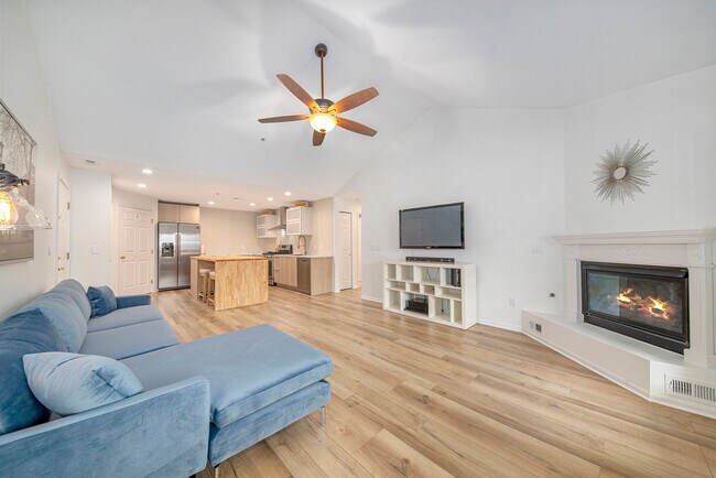 Foto del edificio - 1528 Oakfield Dr