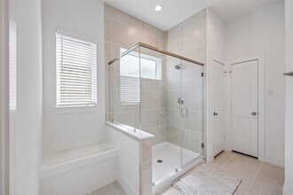 Building Photo - 21130 Garden Palm Dr