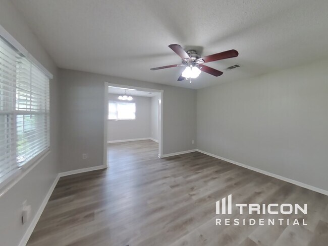 Foto del edificio - 10937 Majuro Drive Jacksonville FL