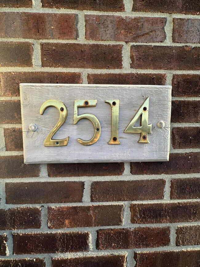 Foto del edificio - 2514 Crusaders Way