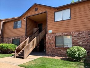 Building Photo - 2207 S Buckley Rd