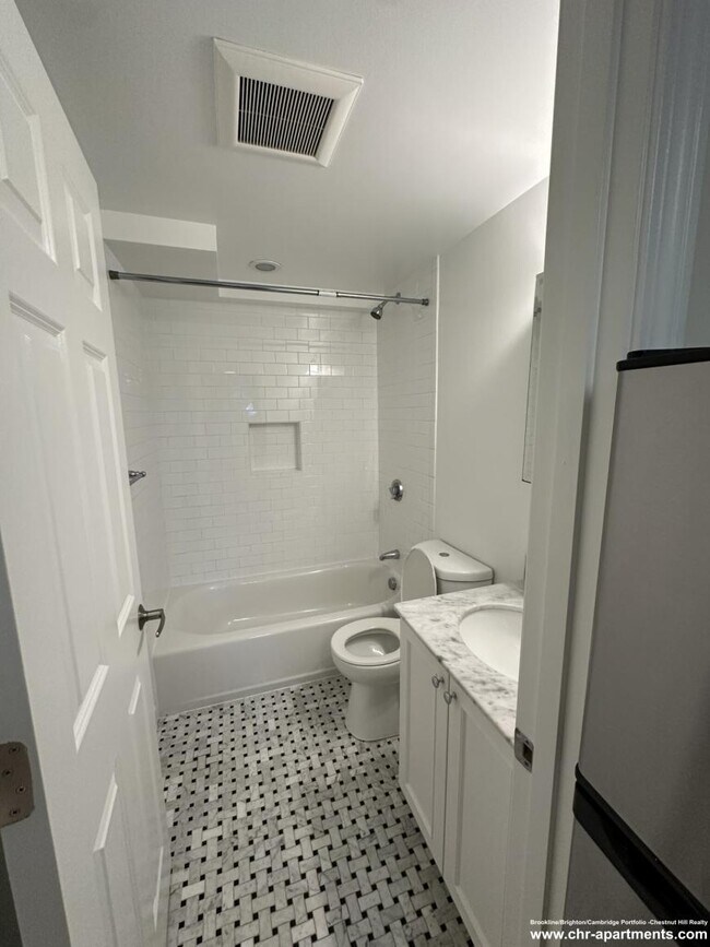 Building Photo - bedroom in Cambridge MA 02138