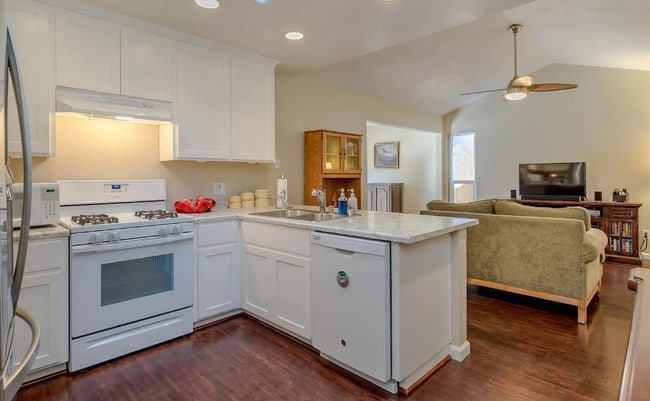 Building Photo - 5614 Tarwood Way