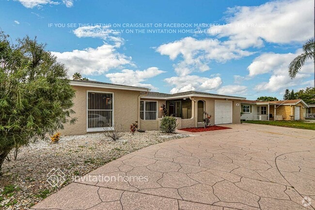 Building Photo - 3110 Pinon Dr