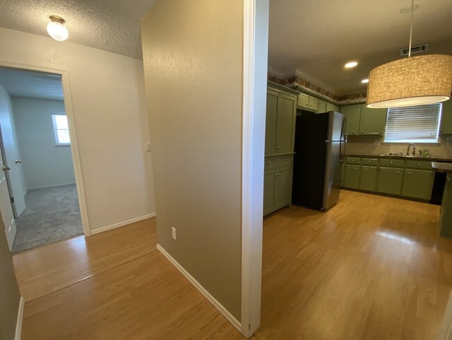 Foto del edificio - 928 Jona Kay Terrace