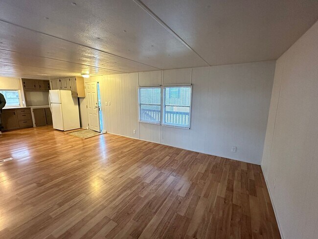 Foto del edificio - Mebane