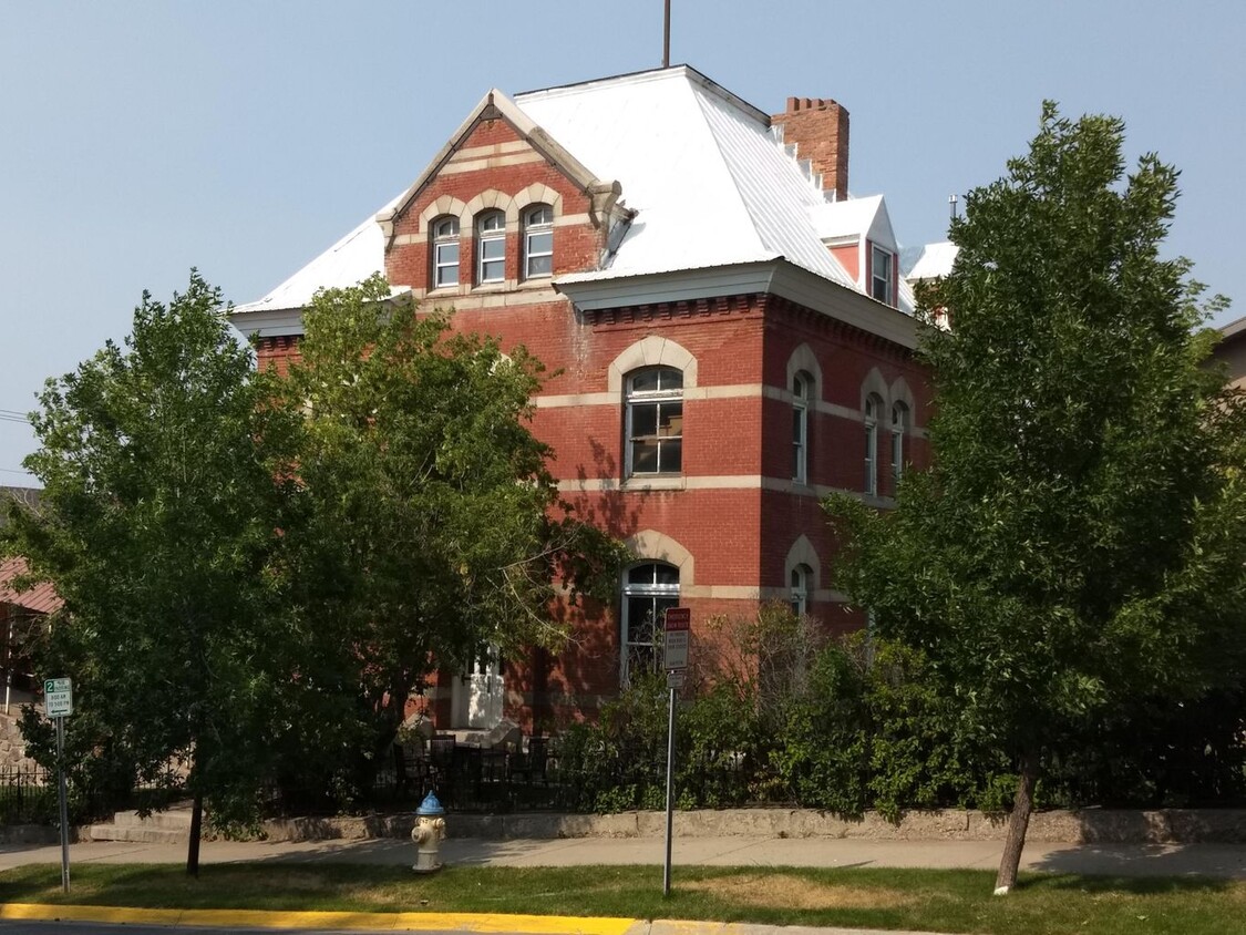 Historical Assay Office that processed millions in miner's gold nuggets, now downtown apartments. - 206 E Broadway St