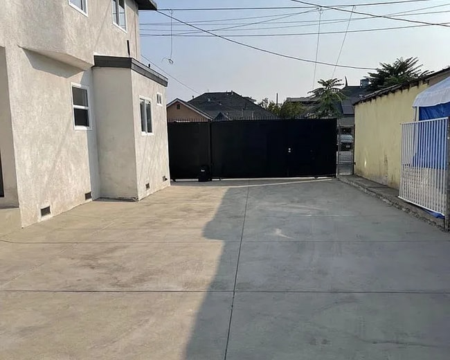 Building Photo - Spacious Updated 2BD/2BA in Prime Boyle Heights