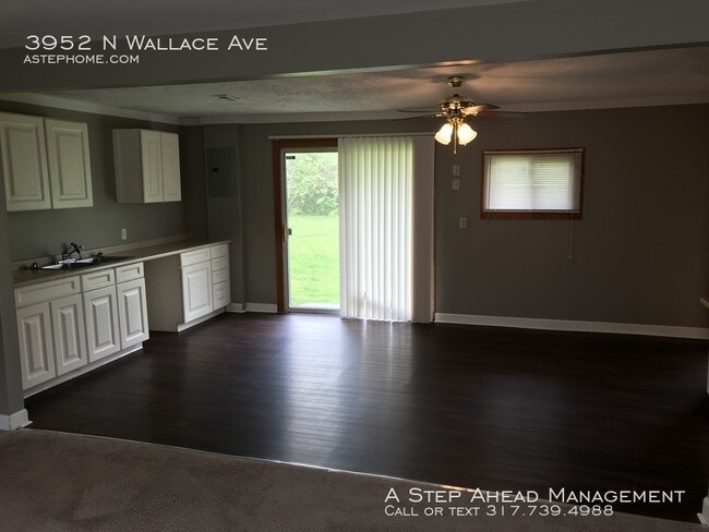 Foto del edificio - 3952 Wallace - 3 Bedroom Move in Ready Home