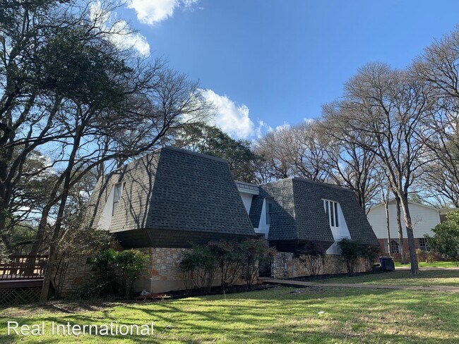 Foto del edificio - 4 br, 3.5 bath House - 9025 Balcones Club Dr