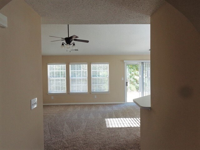 Foto del edificio - 2581 Governors Pointe Ct NE