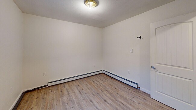 Foto del edificio - Richardson Hwy 2390